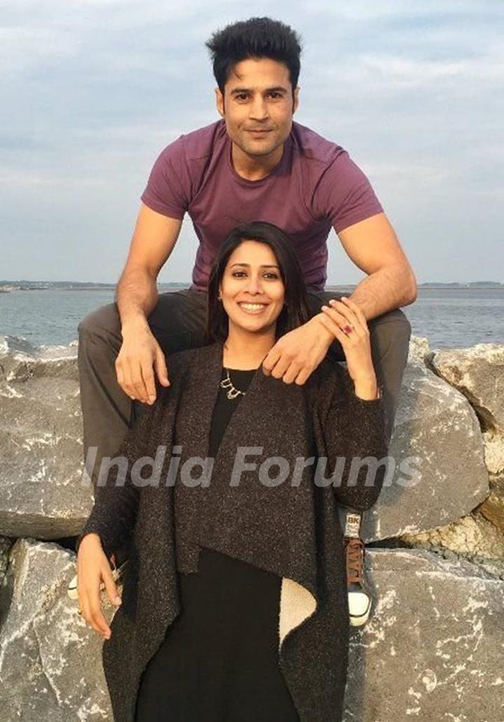 Rajeev Khandelwal with his wife Manjiri Kamtikar