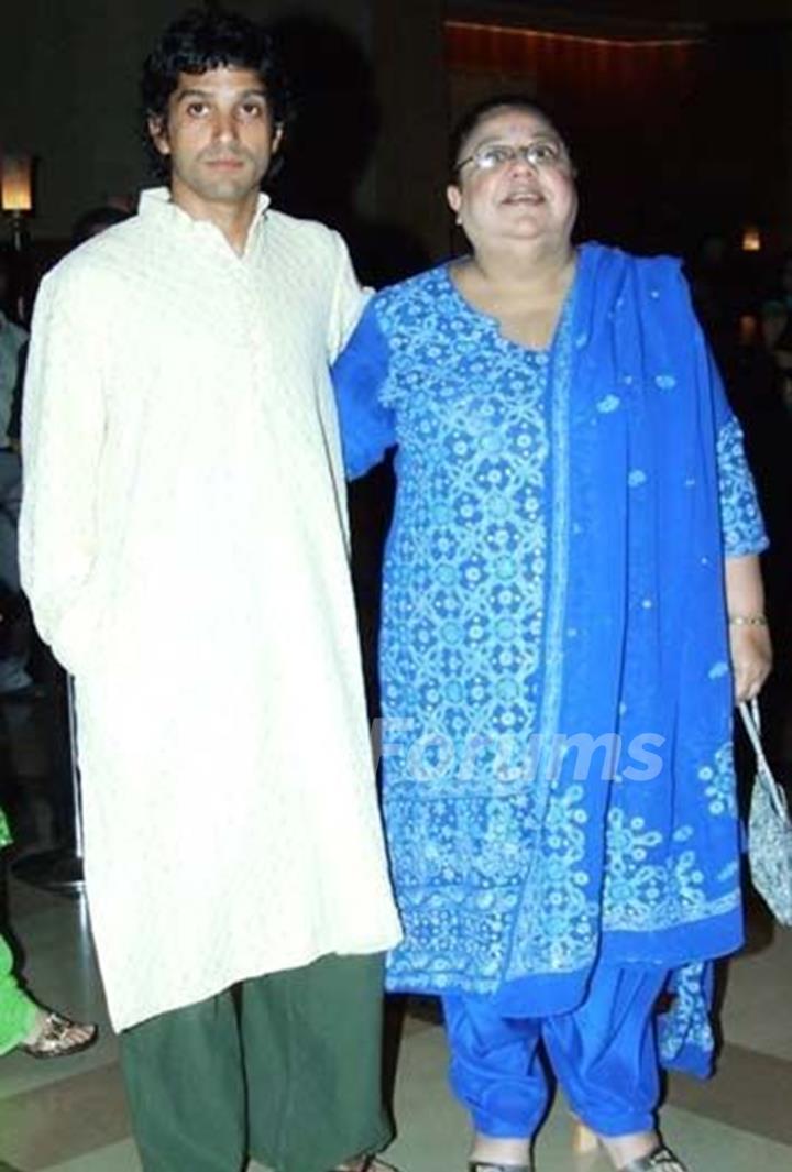 Farhan Akhtar's mom Honey Irani confirms Feb 19 wedding, says it'll be a  family affair - India Today