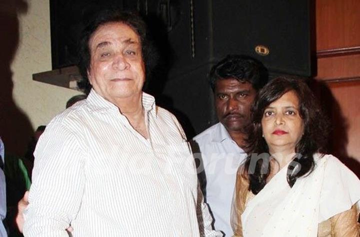 Kader Khan With His Wife Hajra Khan