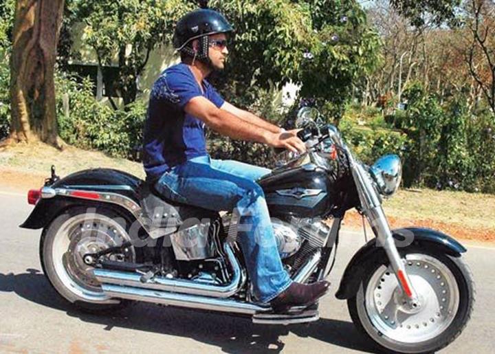 MS Dhoni Harley Davidson