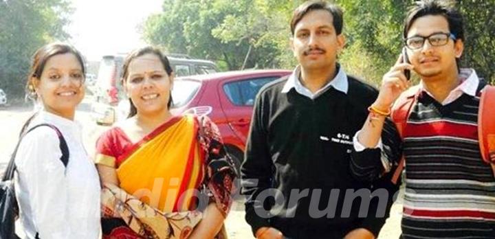 Paritosh Tripathi with his brother Ashutosh Tripathi and sisters Archana Tripathi (Second from left) and Alpana Tripathi (Left)