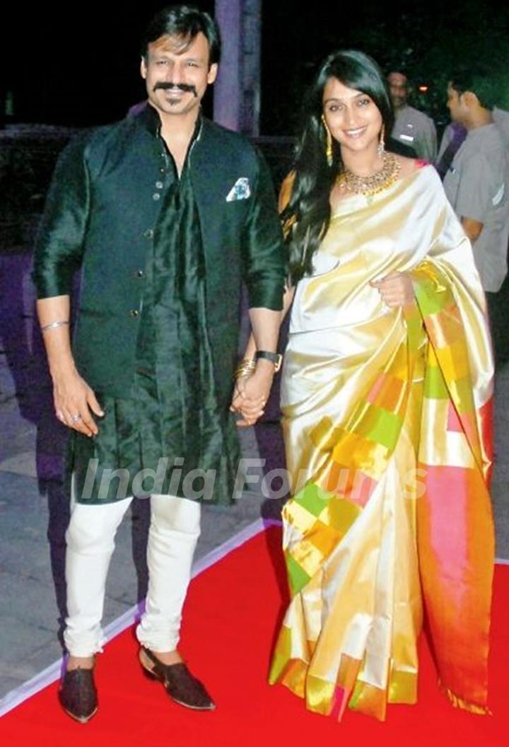 Vivek Oberoi with his wife