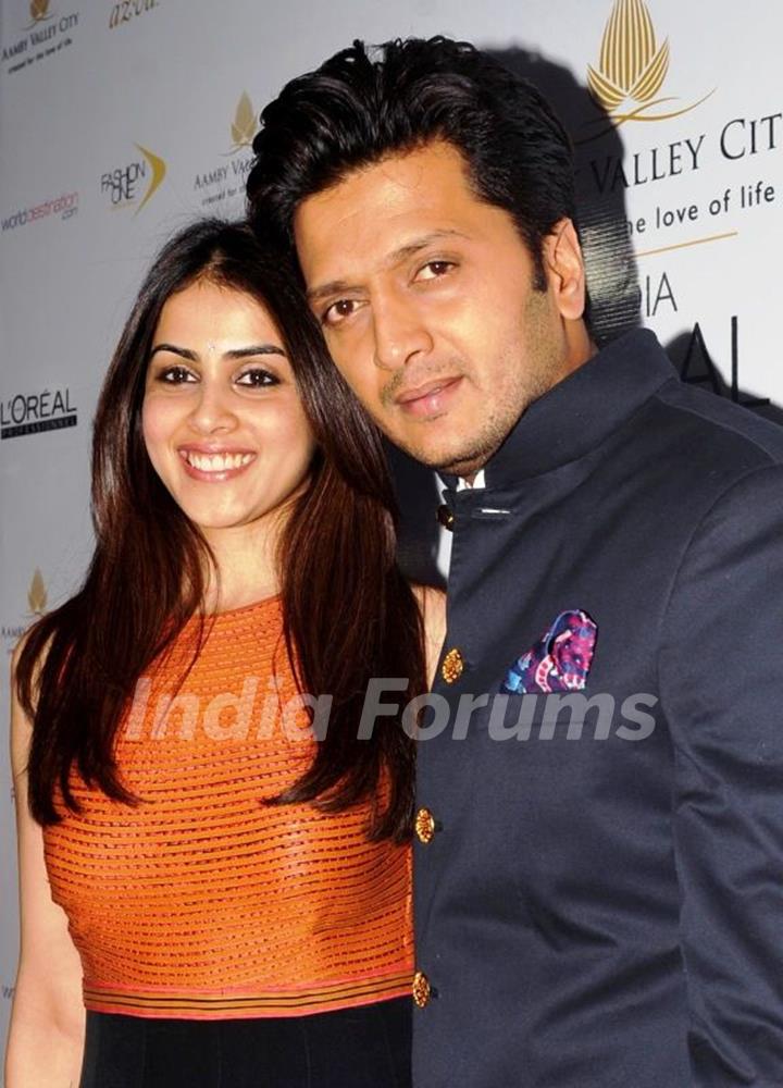 Riteish Deshmukh with his wife Genelia DSouza