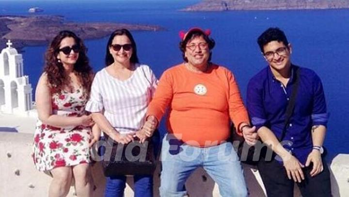 Ranveer Allahbadia with his parents and sister