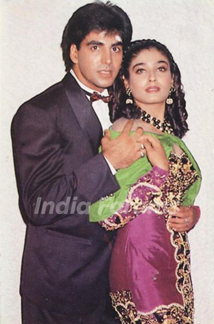 Raveena Tandon with Akshay Kumar