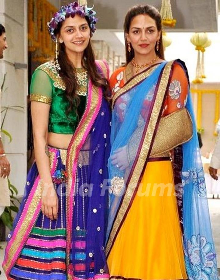 Ahana Deol with her sister Esha Deol