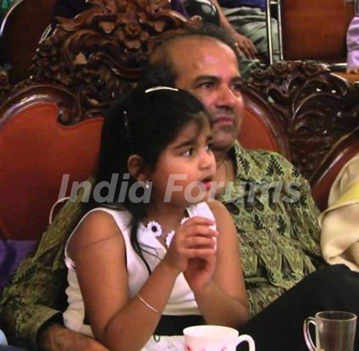 Suresh Wadkar with his daughter Jiya Wadkar