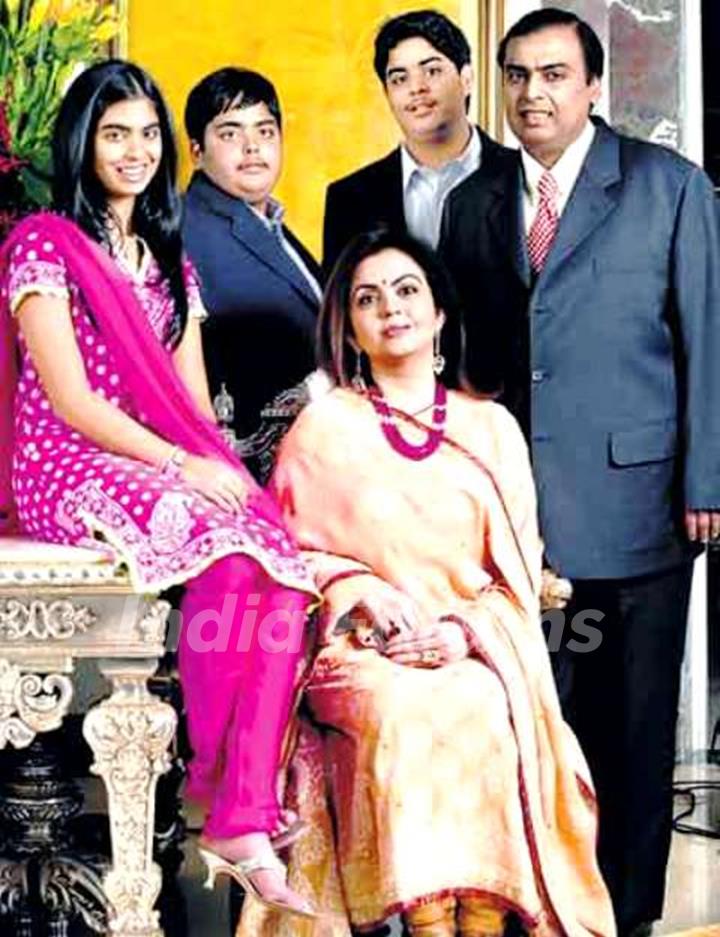 Mukesh Ambani with his wife and children