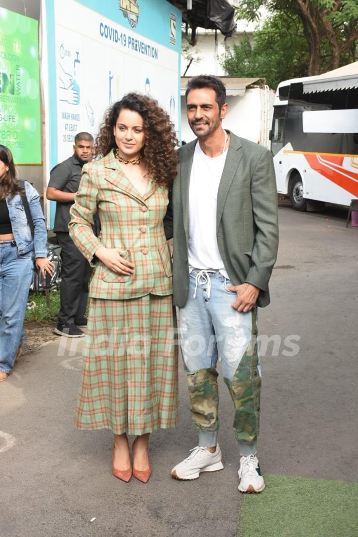 Kangana Ranaut and Arjun Rampal at Dhakaad promotions 