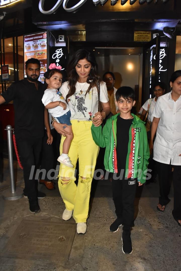 Shilpa Shetty spotted with her kids at Khar 