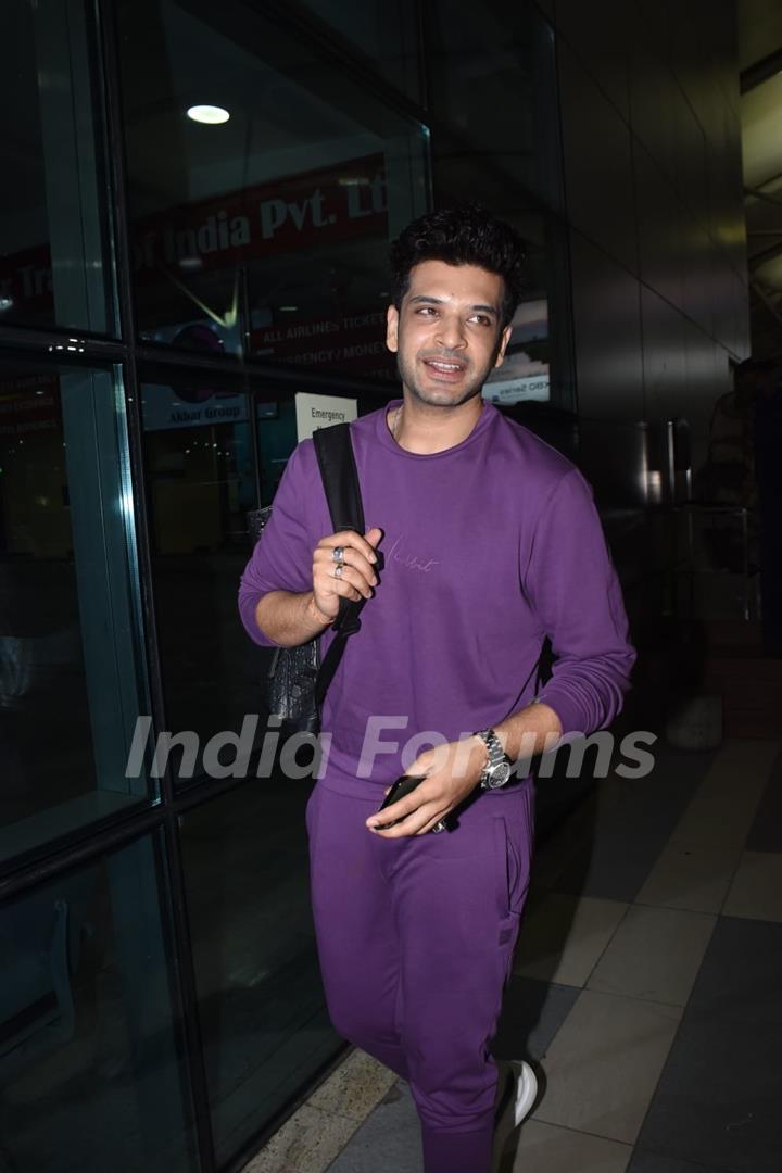 karan Kundrra spotted at airport 