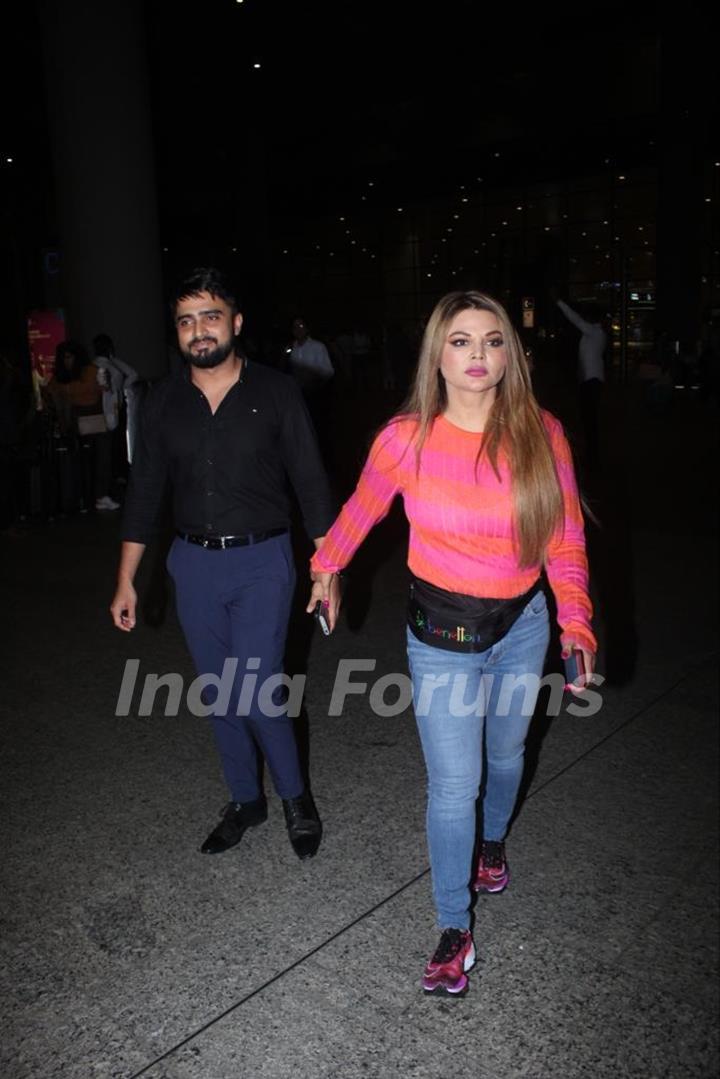 Rakhi Sawant spotted at Airport with Boyfriend Adil Khan 