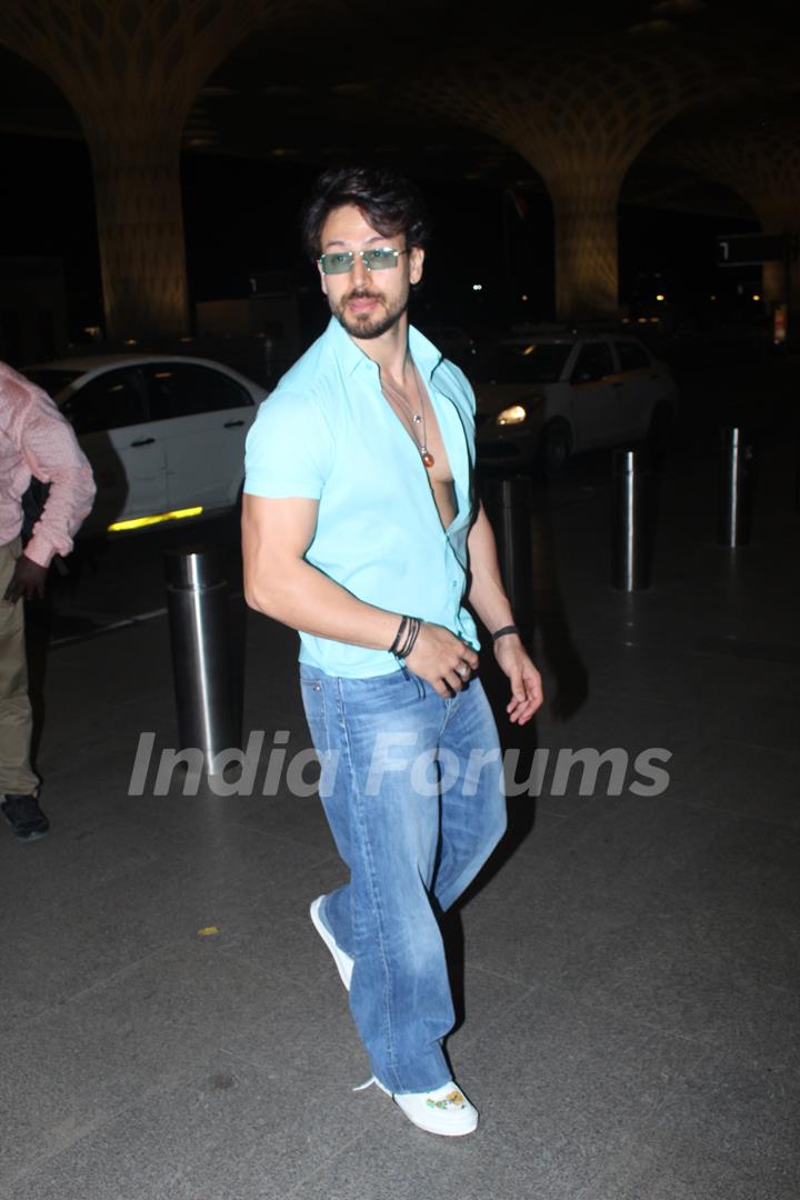 Tiger Shroff spotted at Mumbai airport 