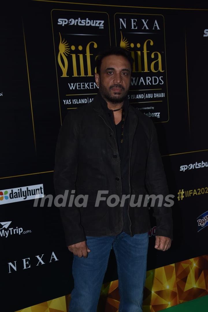 Celebrities clicked at green carpet of IIFA awards 2022 in Abu Dhabi