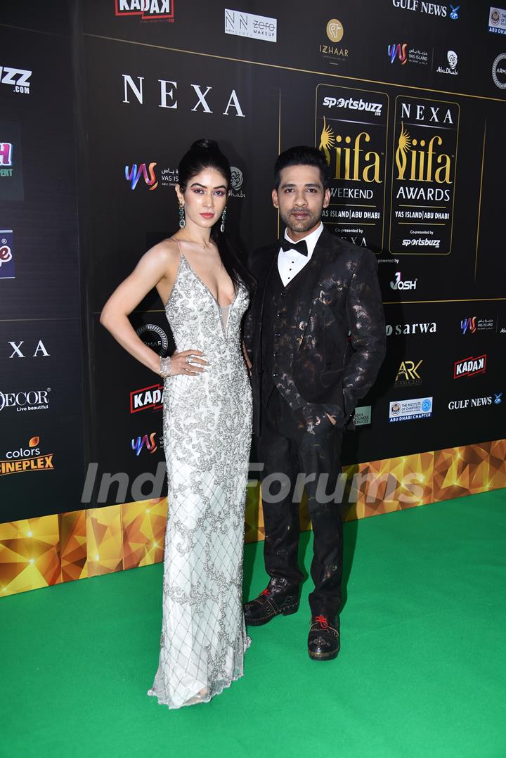 Celebrities poses to paparazzi at green carpet of IIFA awards 2022 in Abu Dhabi