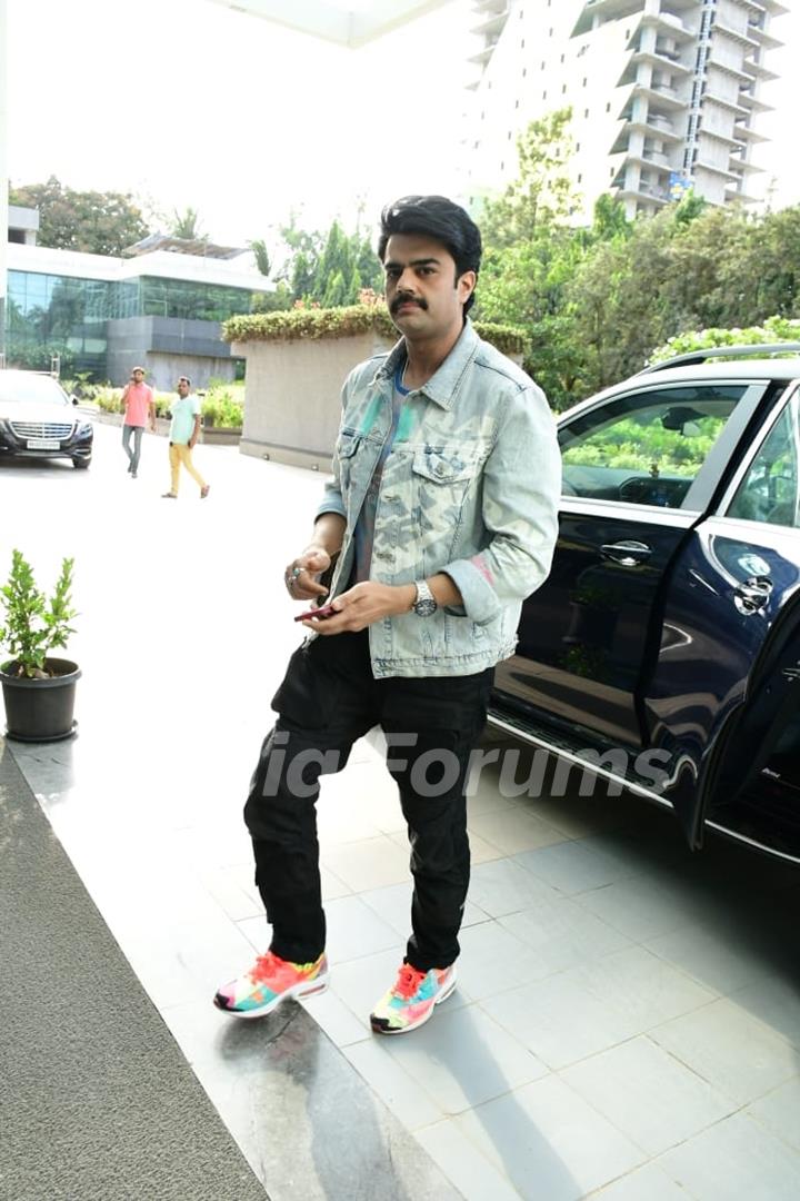 Manish Paul spotted at Andheri 