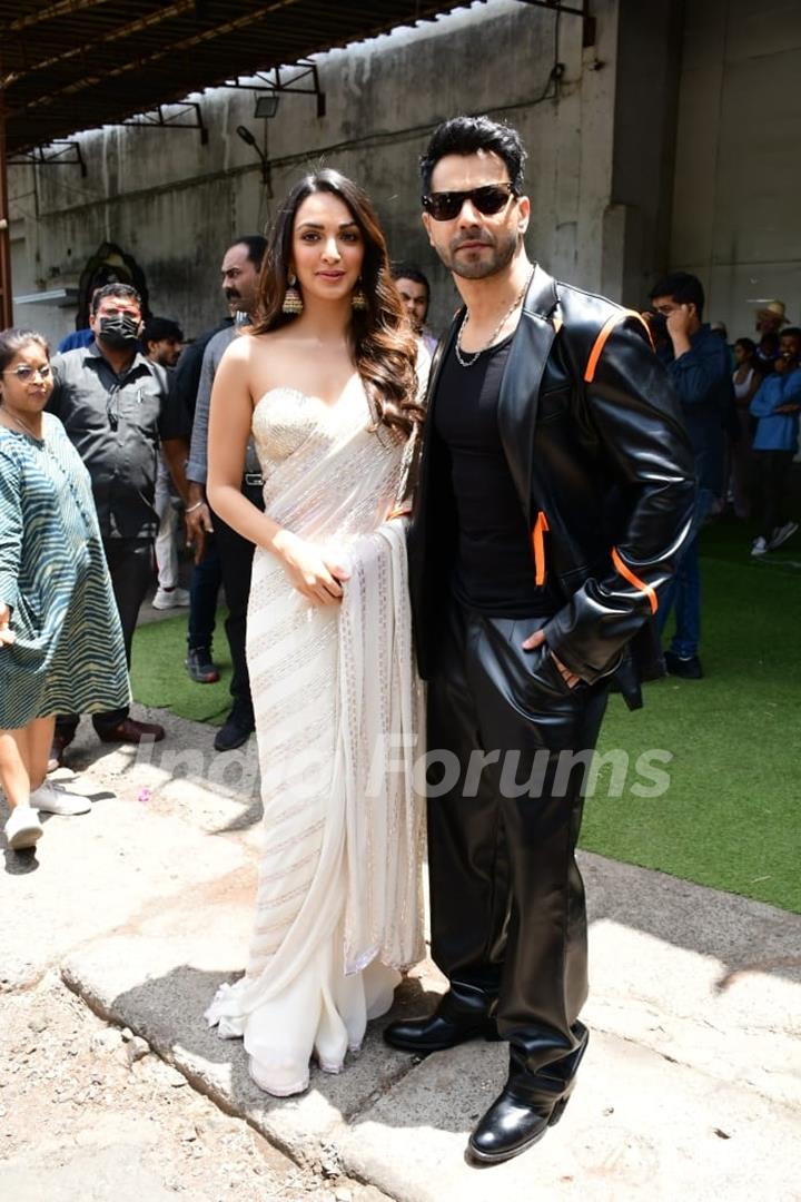 Varun Dhawan and Kiara Advani spotted on the set of Dance Deewane Juniors to promote their film JugJugg Jeeyo