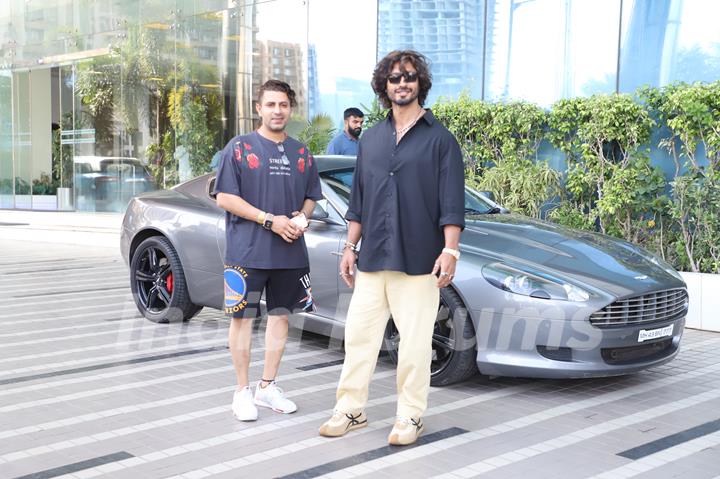 Faruk Kabir And Vidyut Jammwal spotted at Andheri