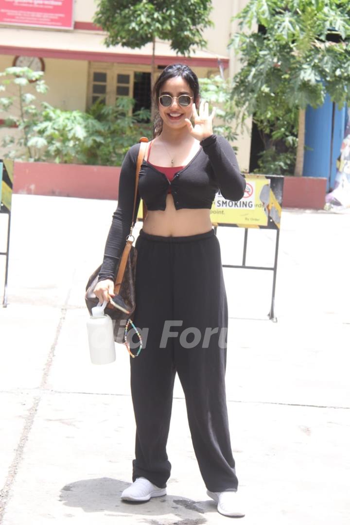 Neha Sharma spotted at Bandra