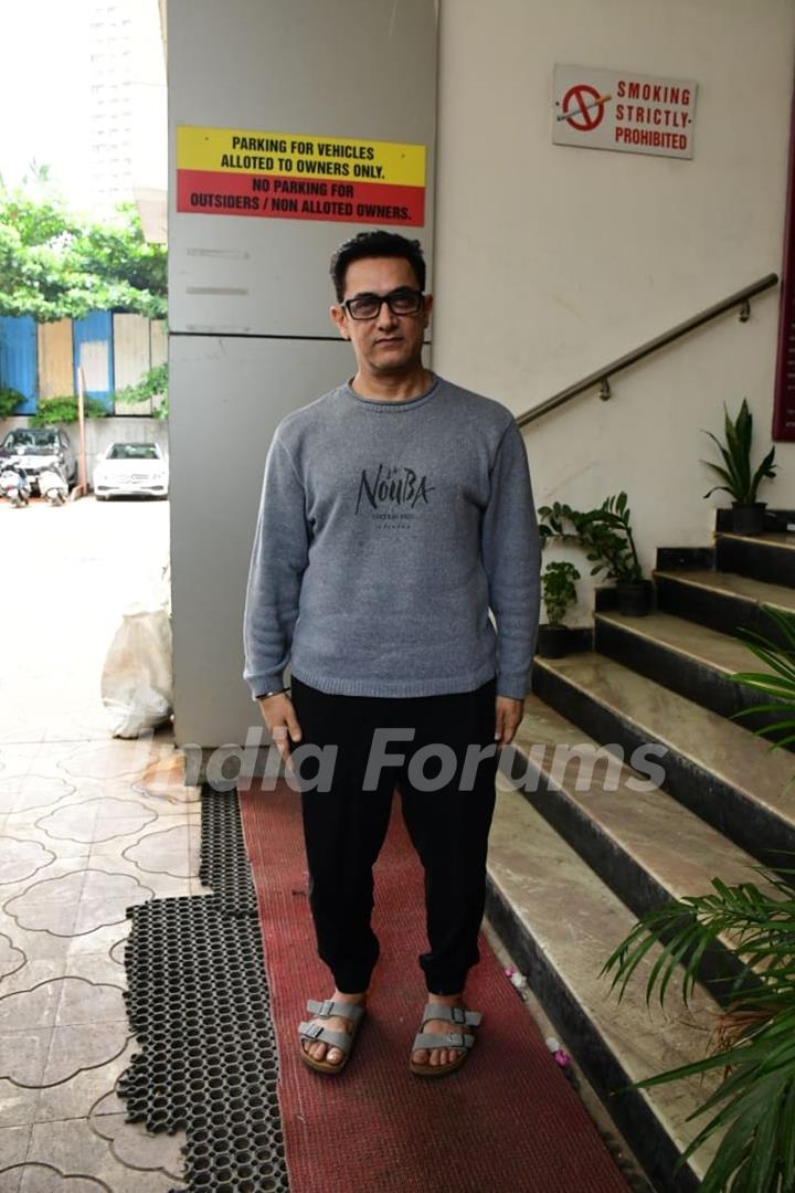 Aamir Khan spotted in the city 