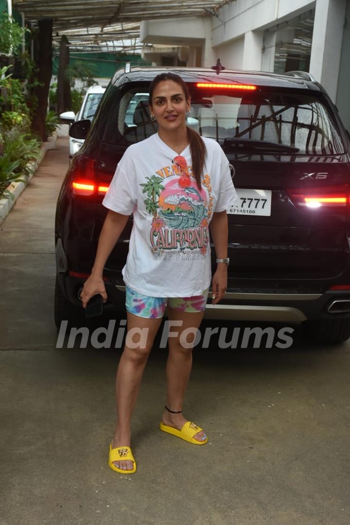 Esha Deol spotted in the city 