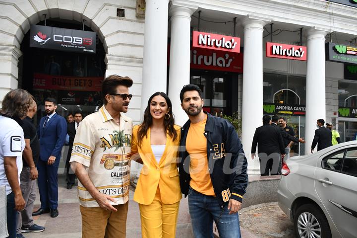 Anil Kapoor, Varun Dhawan, Kiara Advani snapped promoting their film JugJugg Jeeyo at an ice-cream centre in Delhi