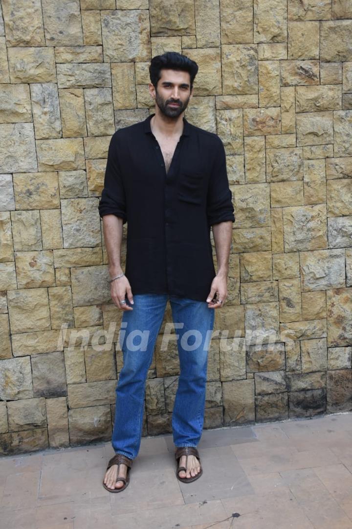 Aditya Roy Kapur spotted in the city 