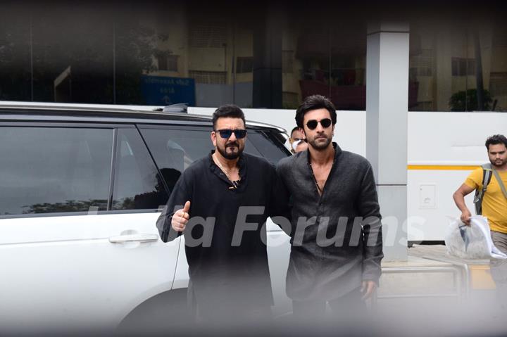 Ranbir Kapoor, Sanjay Dutt clicked at the trailer launch of Shamshera