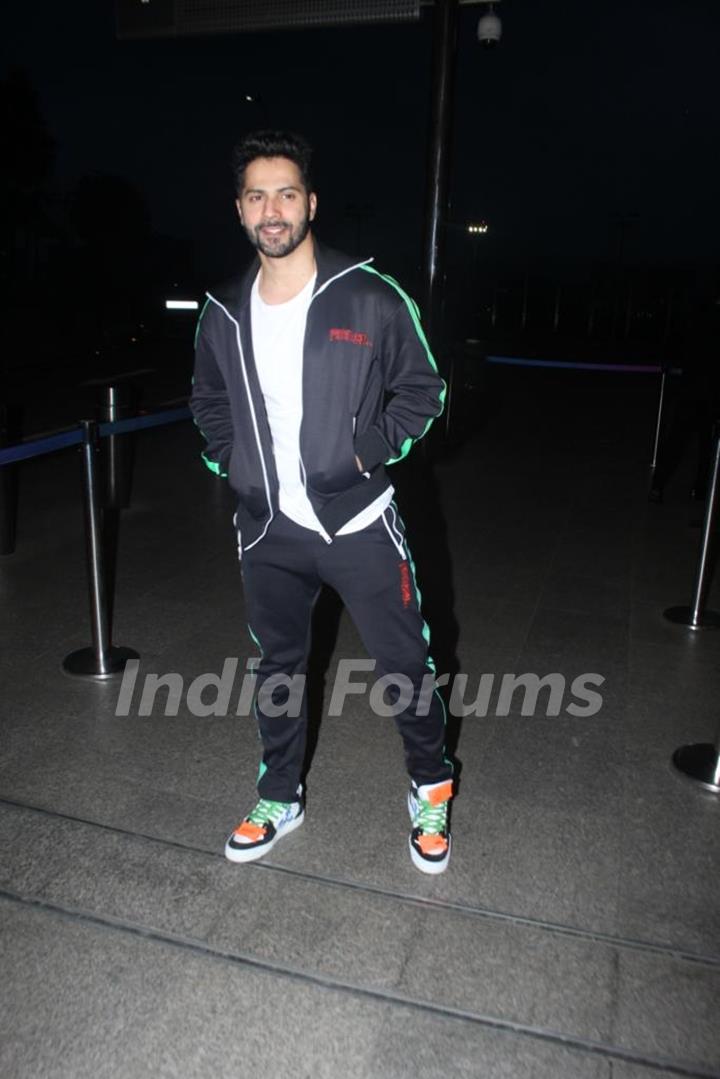 Varun Dhawan spotted at the Mumbai airport 