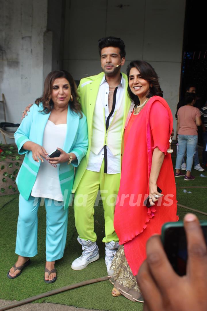 Farah Khan Neetu Kapoor and Karan Kundrra spotted on the set of Dance Deewane Juniors 