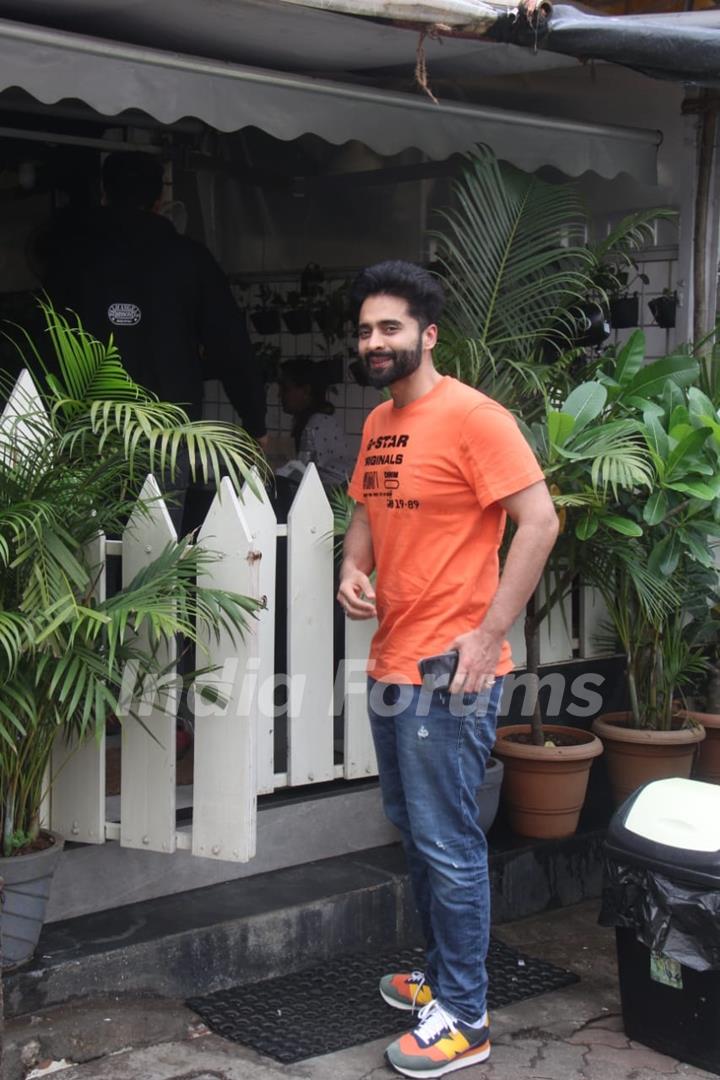 Jackky Bhagnani spotted at Bandra 