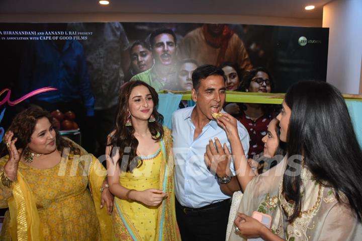 Akshay Kumar, Sadia Khateeb, Deepika Khanna, Sahejmeen Kaur and Smrithi Srikanth spotted for Raksha Bandhan song launch at Lalit hotel 