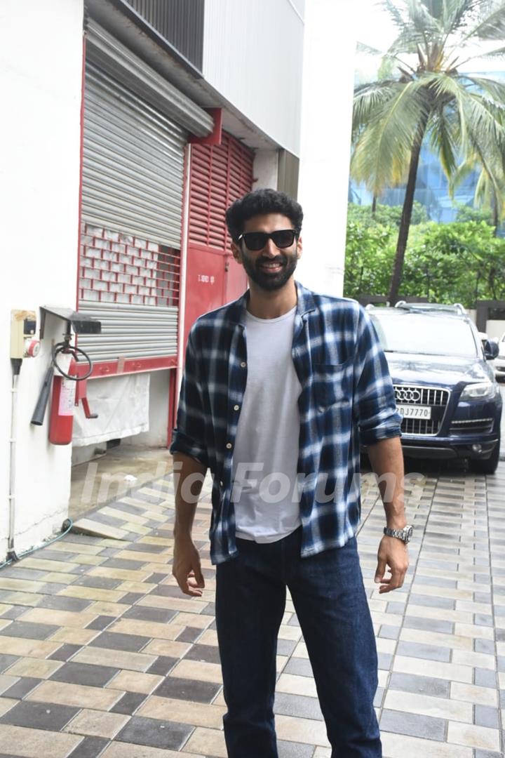 Aditya Roy Kapur spotted in the city 