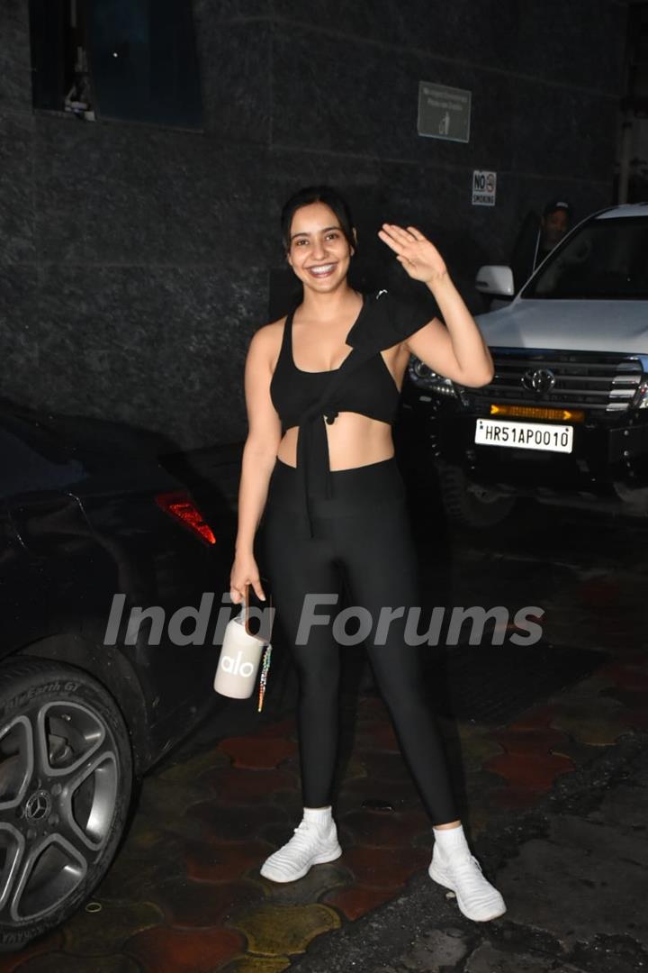 Neha Sharma spotted in Bandra 