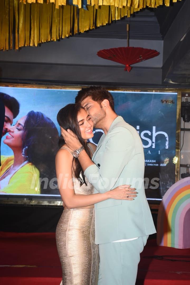 Tejasswi Prakash and Karan Kundrra get clicked at the  success bash of their song Baarish Aayi Hai