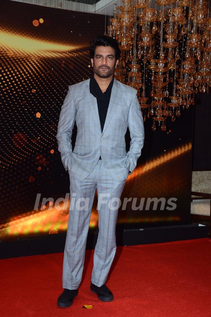 Sharad Kelkar grace the Red carpet at the India Most Stylish Awards 2022 