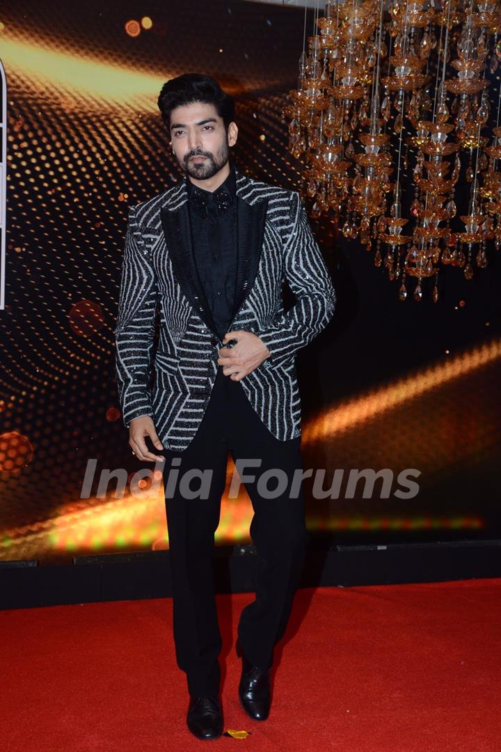 Gurmeet Choudhary grace the Red carpet at the India Most Stylish Awards 2022 