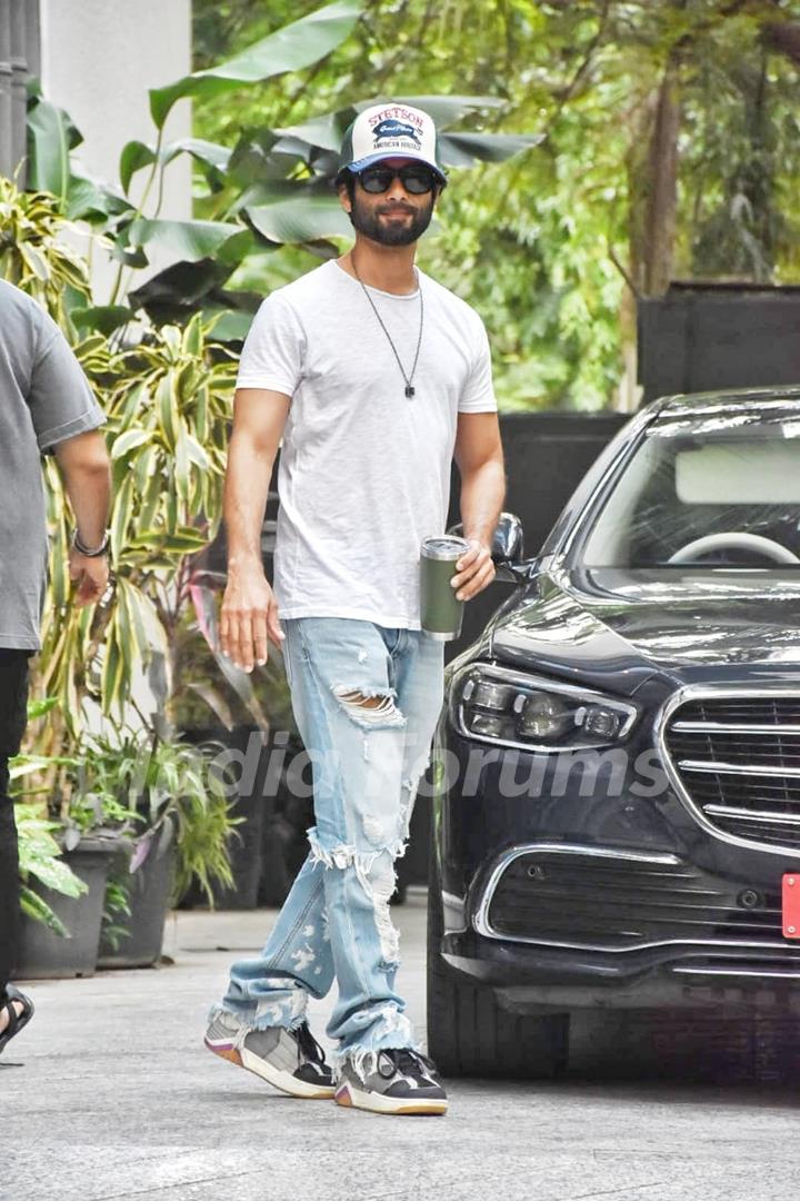 Shahid Kapoor spotted in the city 