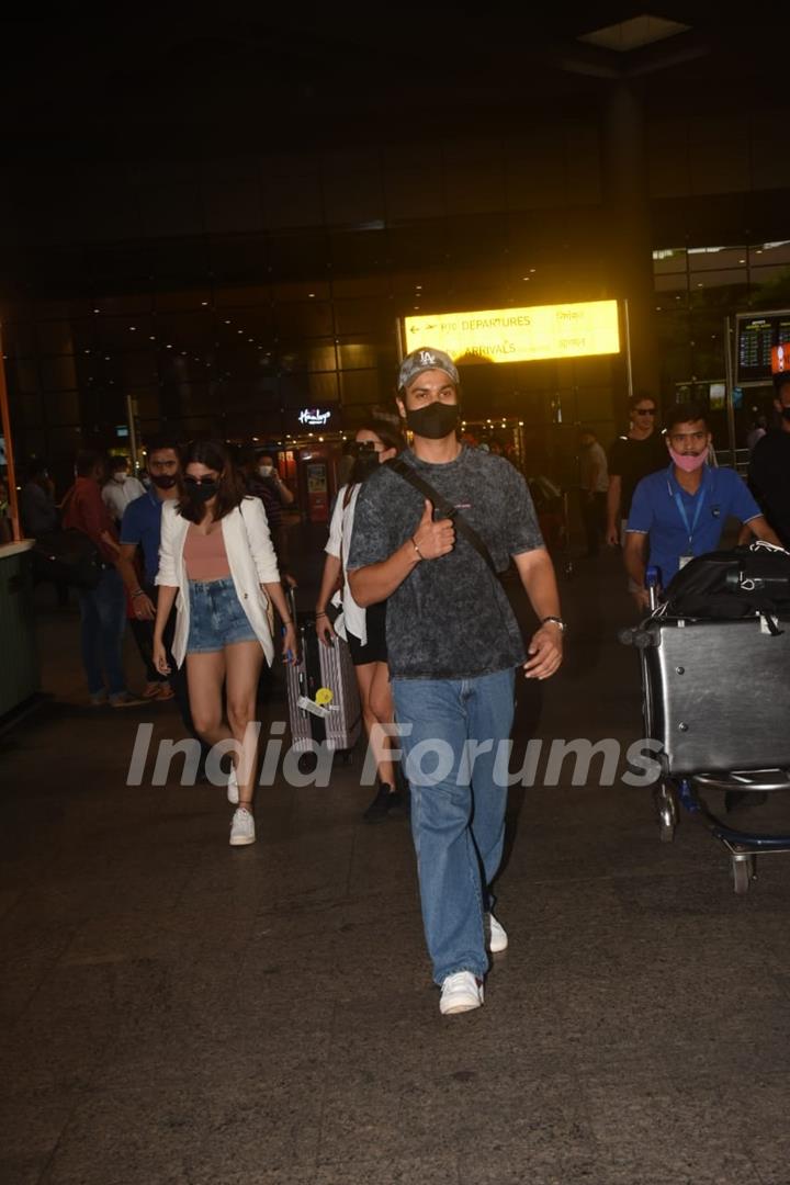 Sunny Kaushal spotted at the Mumbai airport 