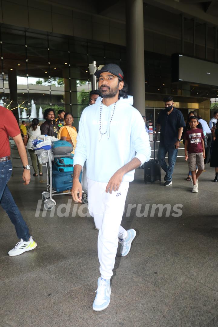 Dhanush spotted at the Mumbai airport