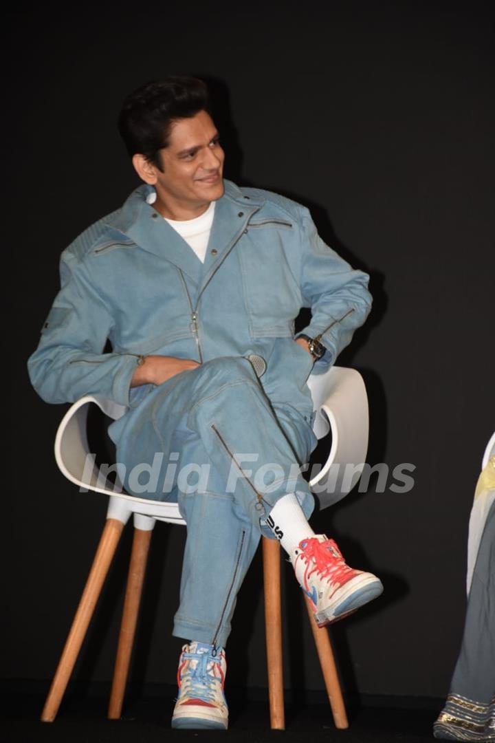 Vijay Varma snapped at Darlings trailer launch