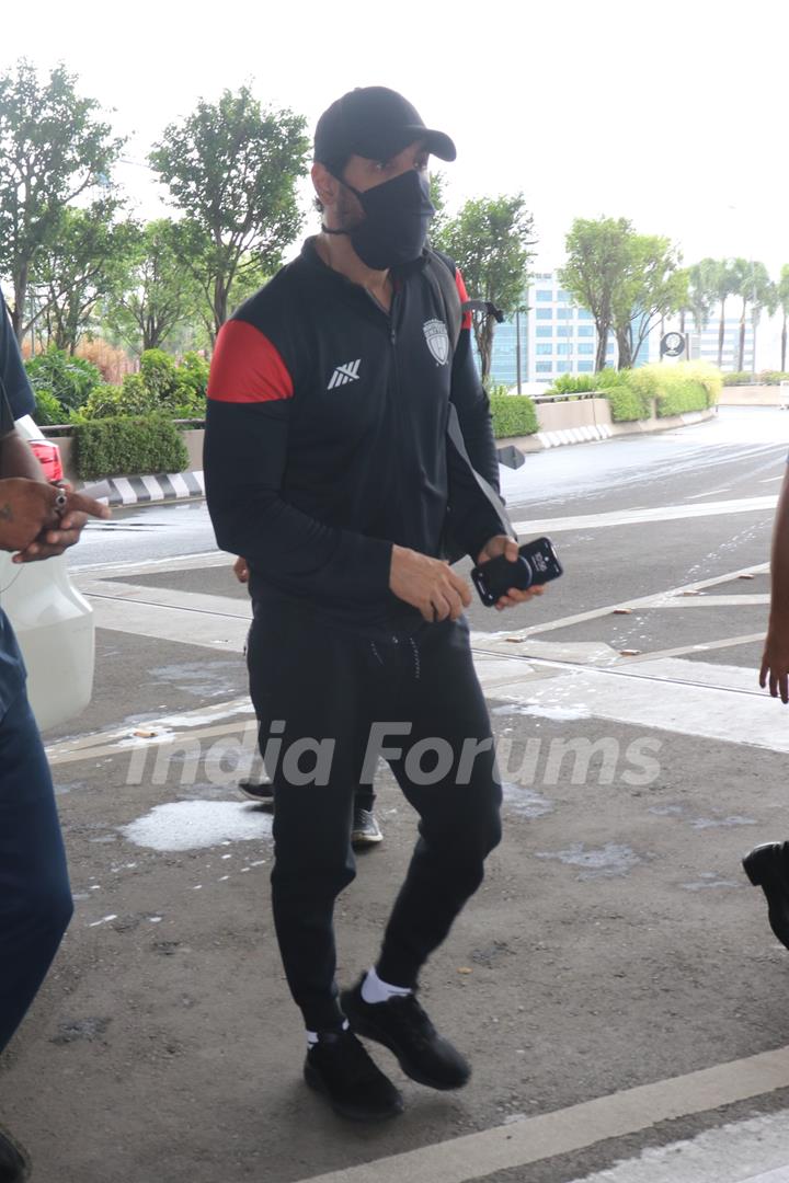 John Abraham spotted at the Mumbai airport