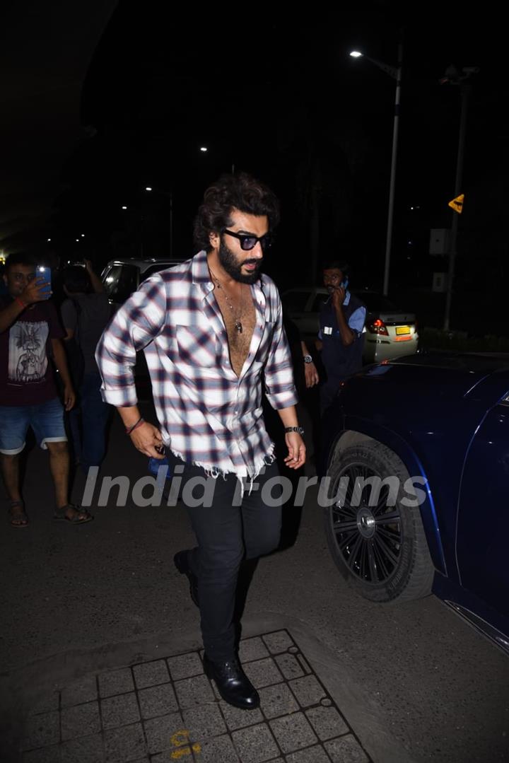 Arjun Kapoor spotted at the Mumbai airport