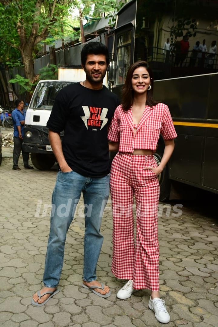 Vijay Deverakonda and Ananya Panday snapped in South Mumbai