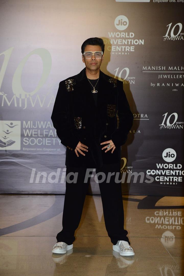 Karan Johar grace the red carpet of Manish Malhotra’s Mijwan Couture show