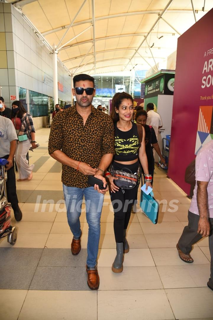 Payal Rohatgi And Sangram Singh spotted at the Mumbai airport after marriage