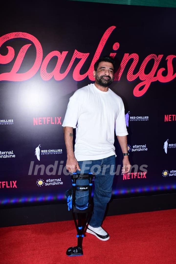 Eijaz Khan grace the screening of Darlings