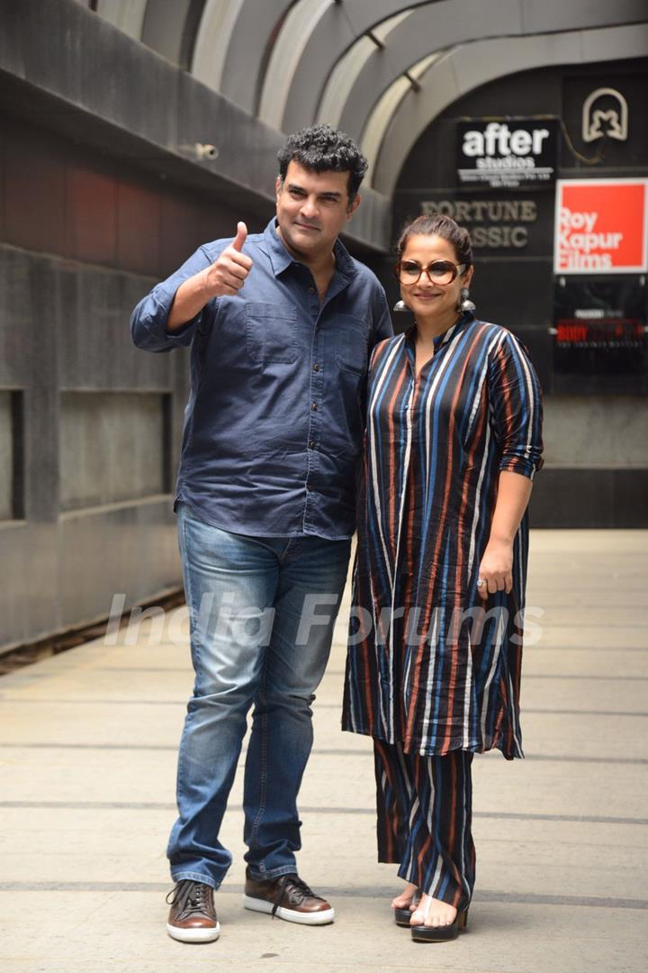 Siddharth Roy Kapur, Vidya Balan snapped at Siddharth Roy Kapur’s office in Khar 