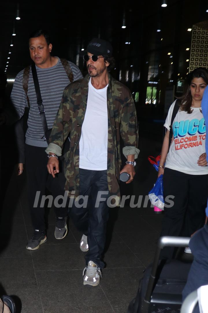 Shah Rukh Khan spotted at the Mumbai airport