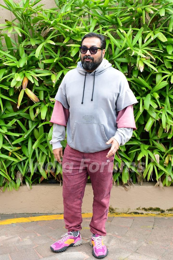  Anurag Kashyap snapped promoting their film Do Baaraa